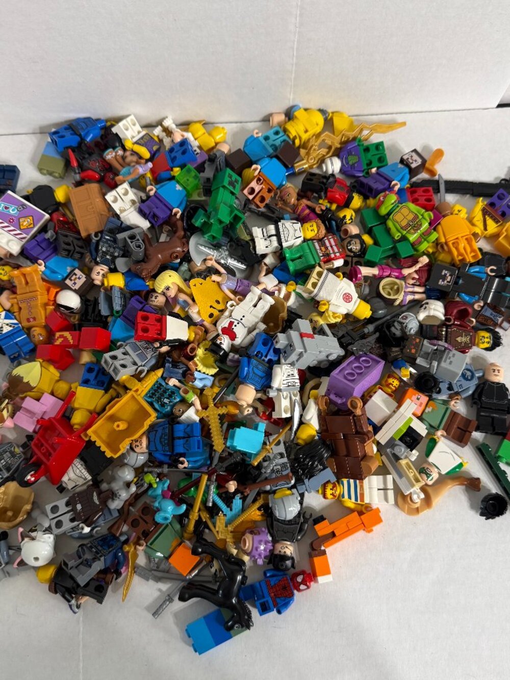 Lego Minifigure And Accessories Lot Assorted Random Variety - Minecraft Friends